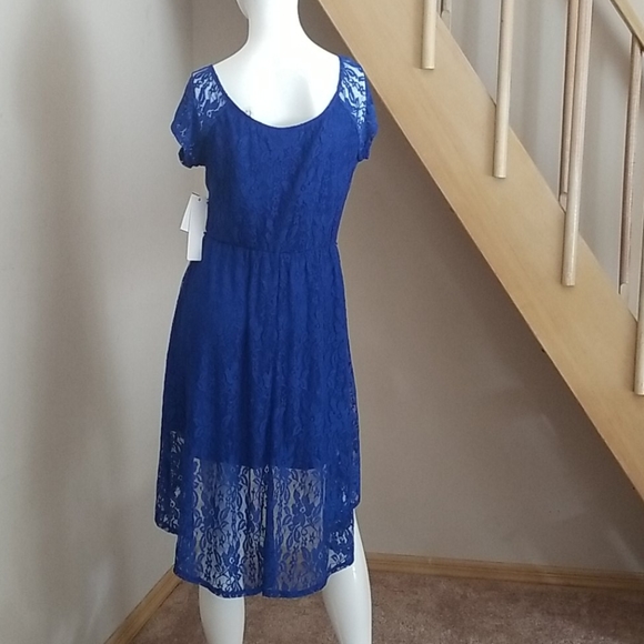 Love Design dress - Picture 3 of 4